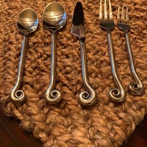 Pottery Barn Polished Fiddlehead Flatware